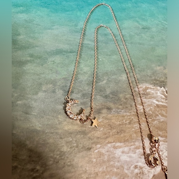 Sterling Silver crescent moon necklace 🌙✨💫 - Picture 5 of 6